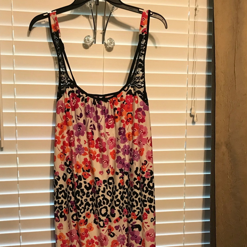 Night Gown size Large comfy soft.